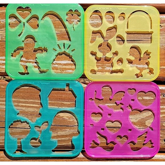 Lot of 4 Vintage Tupperware Tuppertoy Stencils 1987 Toy Dart Ind. Holidays - Picture 2 of 3
